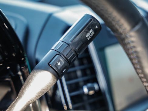 Used 2021 Ford F250 Lariat w/ Lariat Ultimate Package image 21