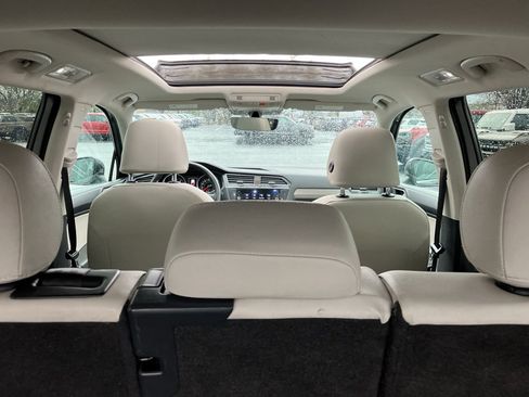 Used 2020 Volkswagen Tiguan SE w/ Panoramic Sunroof Package AWD/4WD image 34