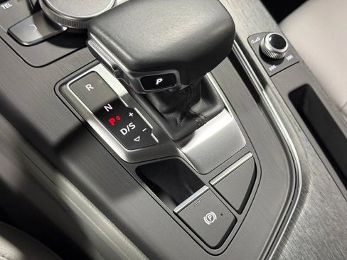 Used 2017 Audi A4 2.0T Premium w/ Convenience Package image 36