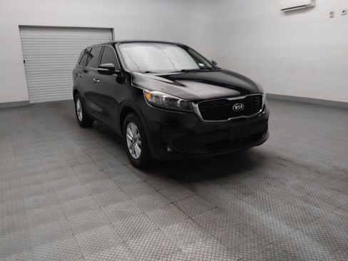 Used 2020 Kia Sorento LX FWD image 13