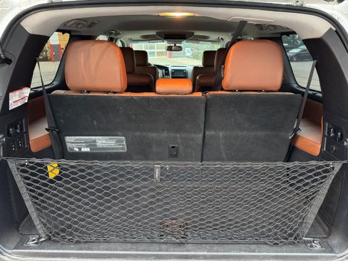 Used 2016 Toyota Sequoia Platinum AWD/4WD image 18