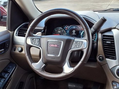 Used 2017 GMC Yukon SLT w/ Premium Edition RWD image 7