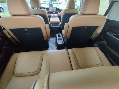 New 2026 INFINITI QX80 Luxe AWD/4WD image 35