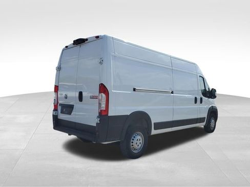 Used 2025 RAM ProMaster 2500 w/ Convenience Group FWD image 4