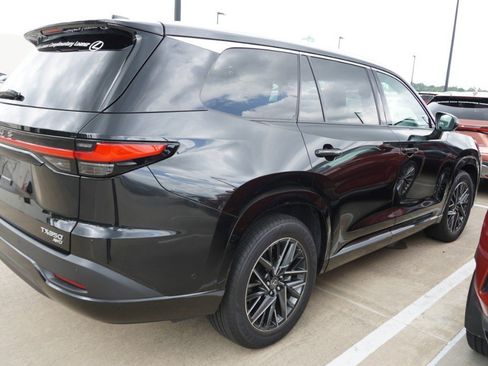Used 2025 Lexus TX 350 AWD w/ Technology Package image 4