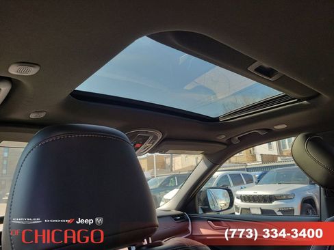 New 2026 Jeep Grand Cherokee Laredo image 13