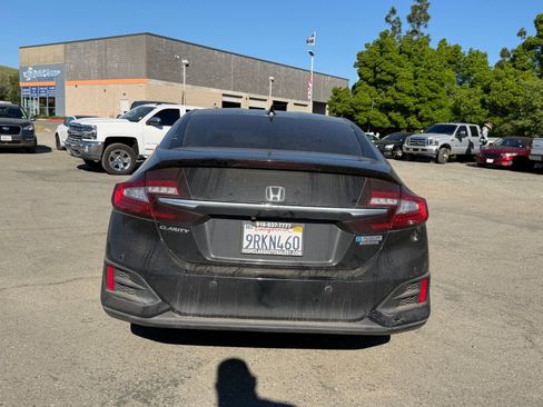 Used 2018 Honda Clarity Touring image 4