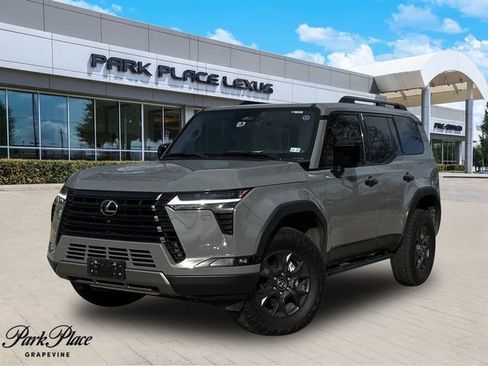 Used 2024 Lexus GX 550 image 1