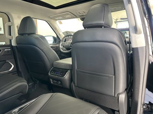New 2026 INFINITI QX80 Luxe w/ Cargo Package AWD/4WD image 21