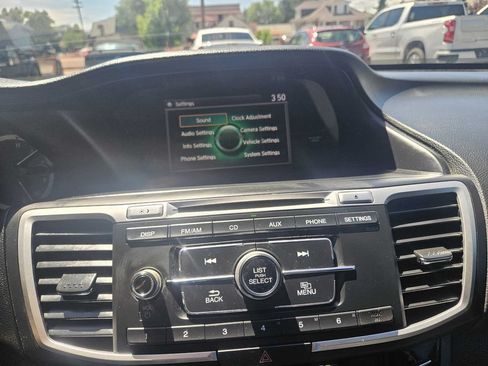 Used 2017 Honda Accord LX image 8