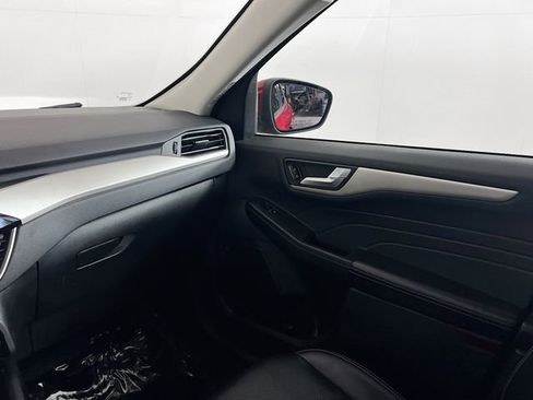 Used 2022 Ford Escape SEL image 22