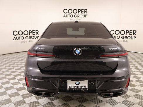 Used 2023 BMW 760i xDrive w/ Luxury Rear Seating Package AWD/4WD image 24