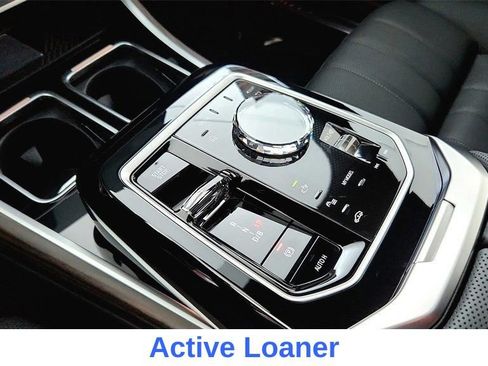 Used 2025 BMW i7 xDrive60 AWD/4WD image 37