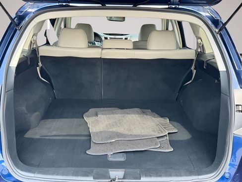 Used 2011 Subaru Outback 2.5i Limited AWD/4WD image 37