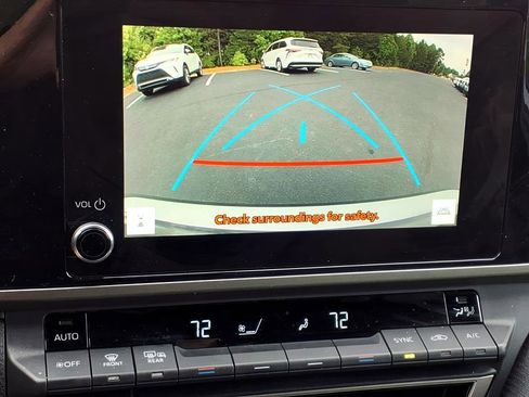 Certified 2025 Toyota Camry SE w/ Convenience Package FWD image 17