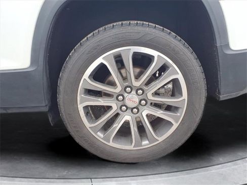 Used 2017 GMC Acadia SLT image 19