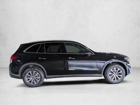 Certified 2023 Mercedes-Benz GLC 300 4MATIC image 4