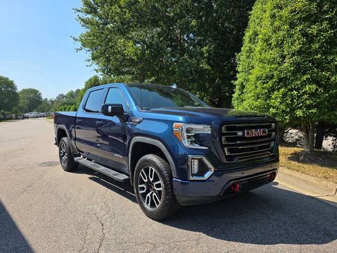 Used 2020 GMC Sierra 1500 AT4 w/ AT4 Premium Package AWD/4WD image 8