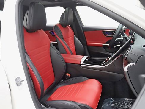 Used 2024 Mercedes-Benz C 43 AMG 4MATIC Sedan image 26