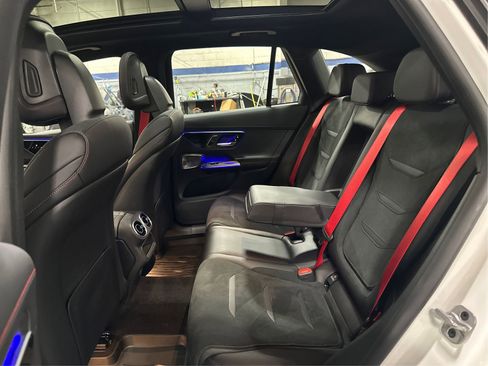 Used 2024 Mercedes-Benz GLC 43 AMG 4MATIC image 10
