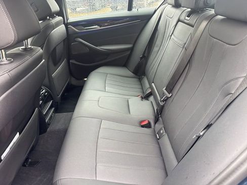 Used 2023 BMW 540i w/ Premium Package RWD image 28