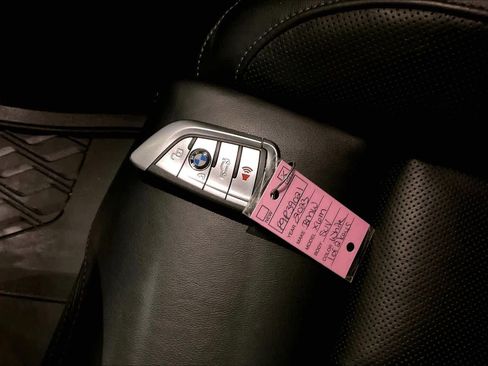 Used 2023 BMW X6 M image 13