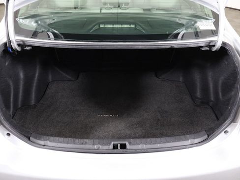Used 2011 Toyota Corolla LE FWD image 14