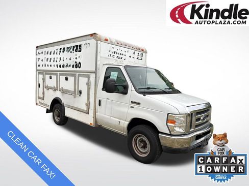 Used 2013 Ford E-350 and Econoline 350 Super Duty w/ PWR Locks & Windows Group RWD image 1