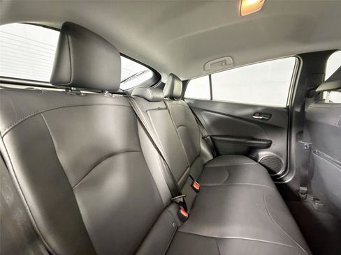 Certified 2022 Toyota Prius image 38