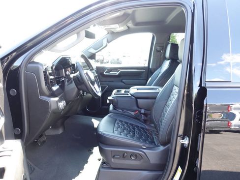 Used 2025 GMC Sierra 1500 Elevation AWD/4WD image 20