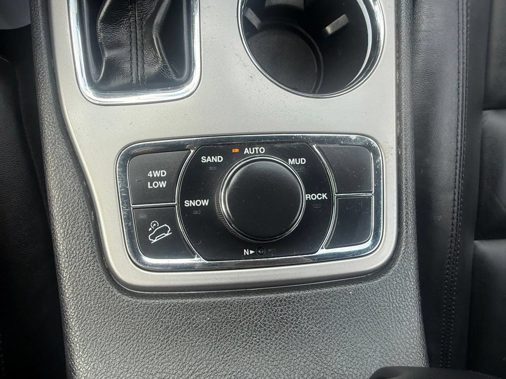 Certified 2022 Jeep Grand Cherokee Limited AWD/4WD image 25