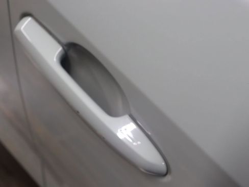 Used 2019 Toyota RAV4 XLE Premium image 9