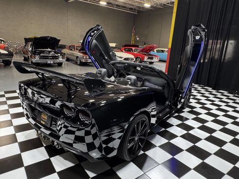 Used 2013 Chevrolet Corvette Convertible image 24