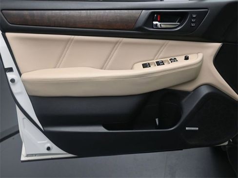 Used 2019 Subaru Outback 2.5i Limited w/ Popular Package #2 image 22