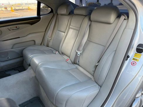Used 2007 Lexus LS 460 L image 14