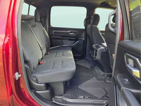 Used 2019 RAM 1500 Big Horn AWD/4WD image 18