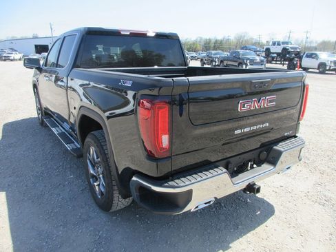 New 2026 GMC Sierra 1500 SLT w/ SLT Premium Package image 9