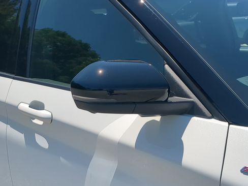 Used 2026 Ford Explorer ST-Line w/ ST-Line Street Pack AWD/4WD image 10