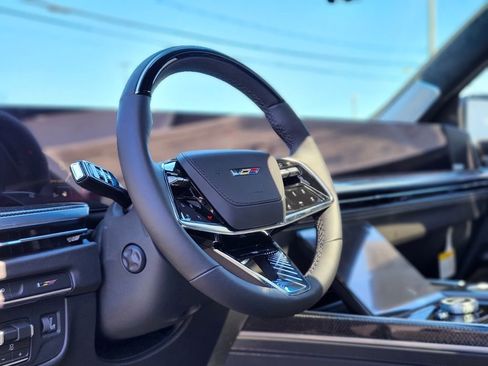 New 2026 Cadillac Escalade V w/ LPO, Floor Liner Package AWD/4WD image 19