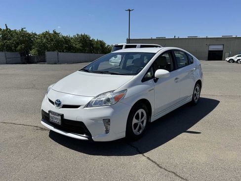 Used 2013 Toyota Prius Four image 5
