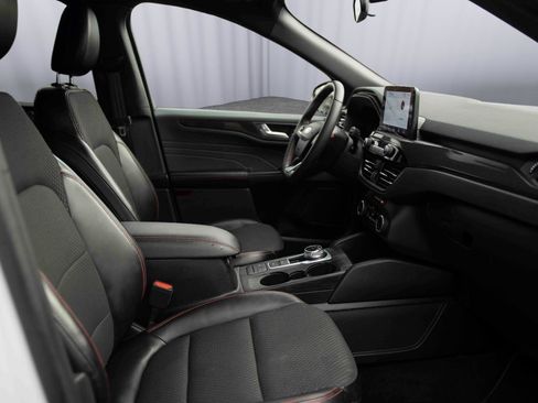 Used 2023 Ford Escape ST-Line image 17