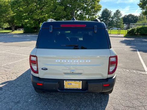 Used 2025 Ford Bronco Sport Outer Banks w/ Outer Banks Tech Package+ AWD/4WD image 9