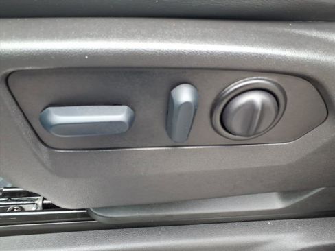 Used 2023 Chevrolet Silverado 2500 High Country image 29