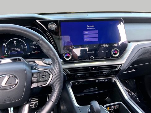 Certified 2025 Lexus TX 500h AWD w/ Technology Package image 7