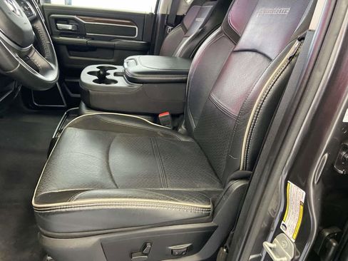 Used 2024 RAM 2500 Laramie image 19