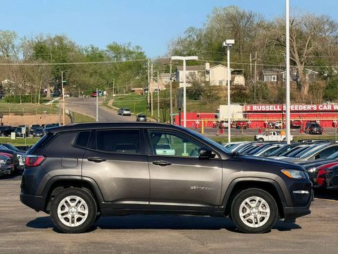 Used 2018 Jeep Compass Sport FWD image 5