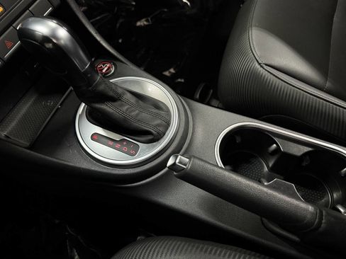 Used 2017 Volkswagen Beetle 1.8T S image 21