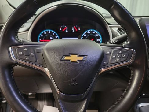 Used 2021 Chevrolet Malibu RS FWD image 22
