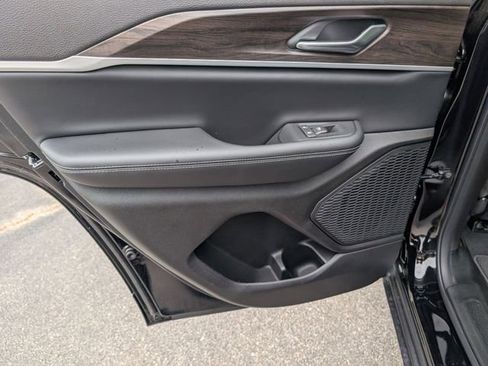 New 2026 Jeep Grand Cherokee Altitude RWD image 25
