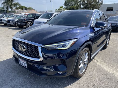 Used 2021 INFINITI QX50 Luxe image 2